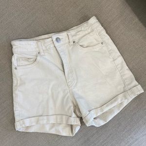 H&M stretchy denim shorts